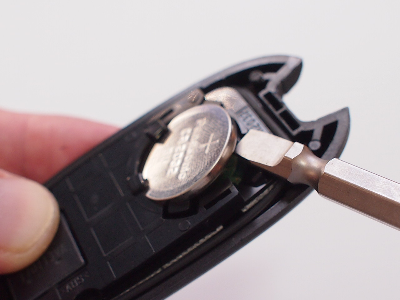 ハスラーのスマートキー電池交換の方法 画像と動画で実録紹介します スナフキンずライフ